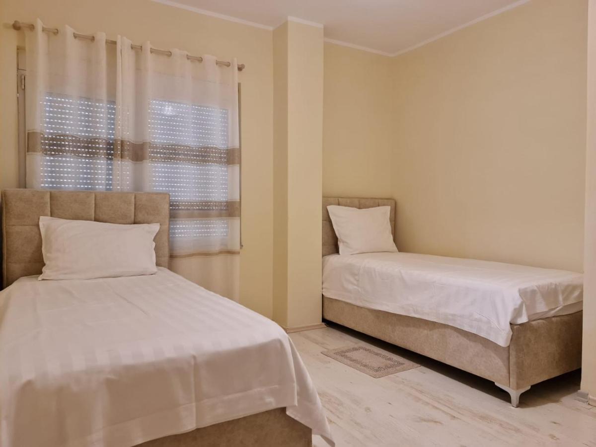 Apartment In Qerret Golem  Extérieur photo
